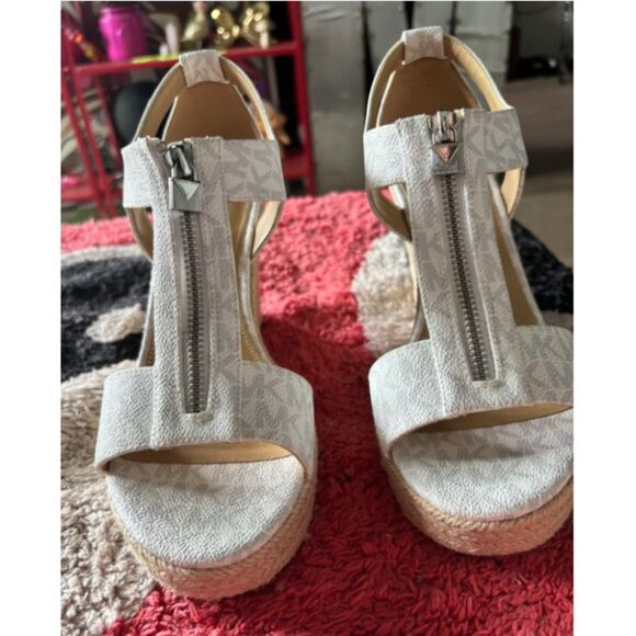 Michael Kors Women's Berkley Espadrille Wedge Sandal Size 9 - Picture 1 of 6